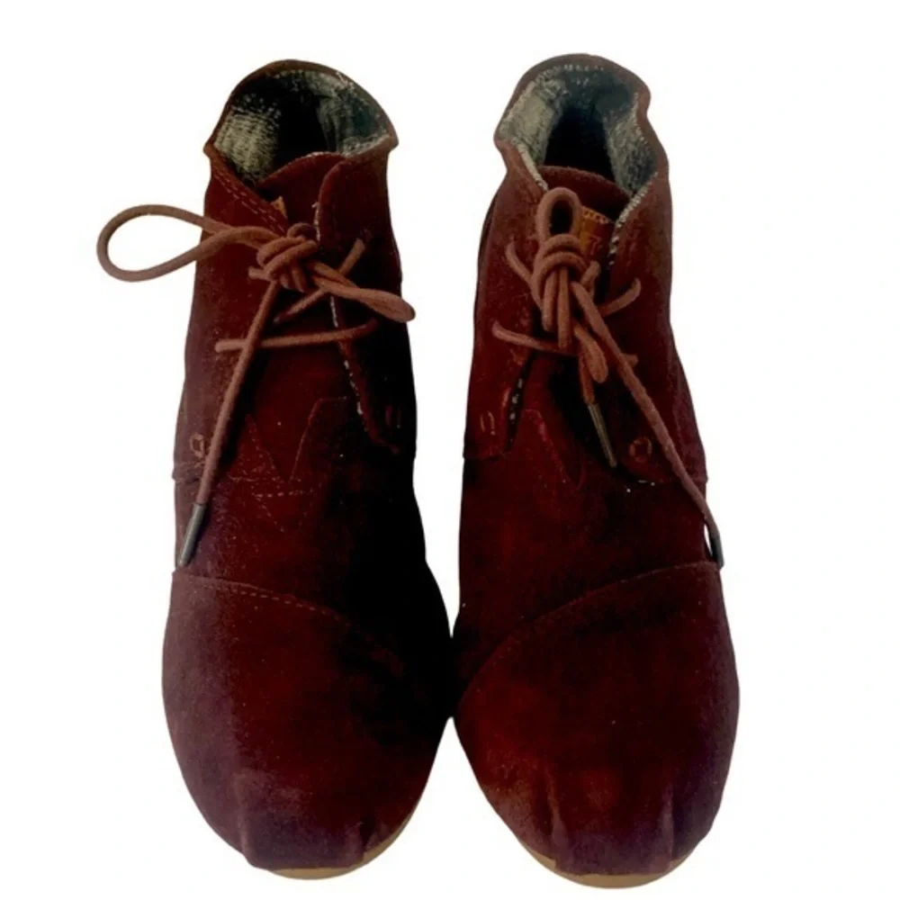 Tom's Suede Booties - 9 W brown suede , never worn , wedge heel